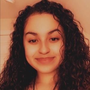 Meet your Posher, Giliana